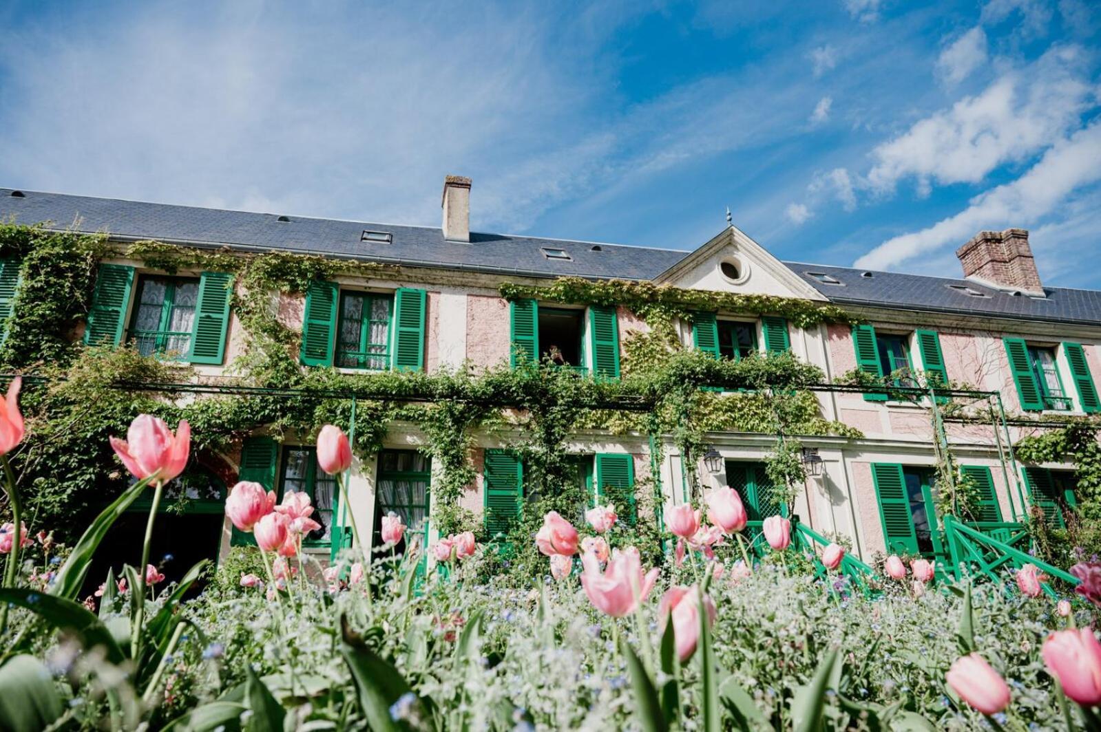 Hotel Le Pré Saint Germain Louviers Exterior foto